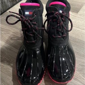 Tommy Hilfiger waterproof boots